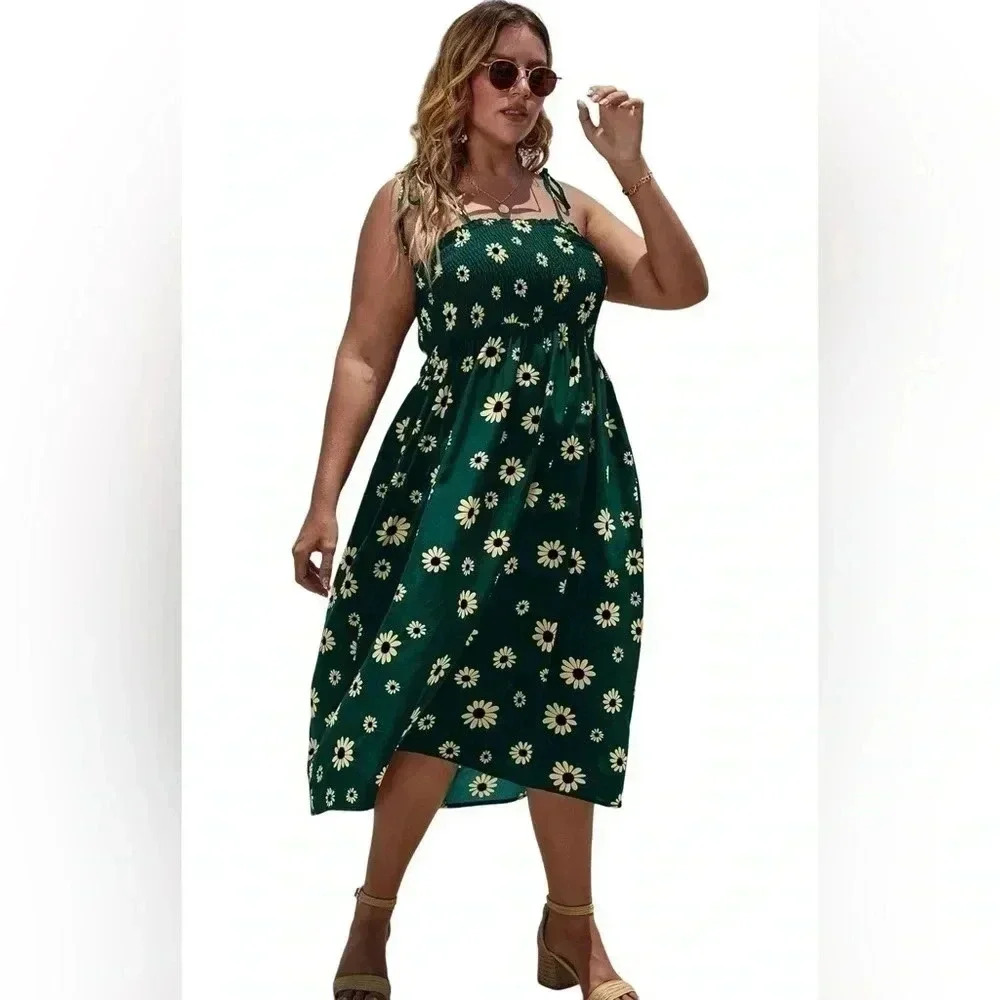 SHEIN VCAY Plus Floral Print Shirred Cami Dress in Dark Green - Size 14 (1XL)